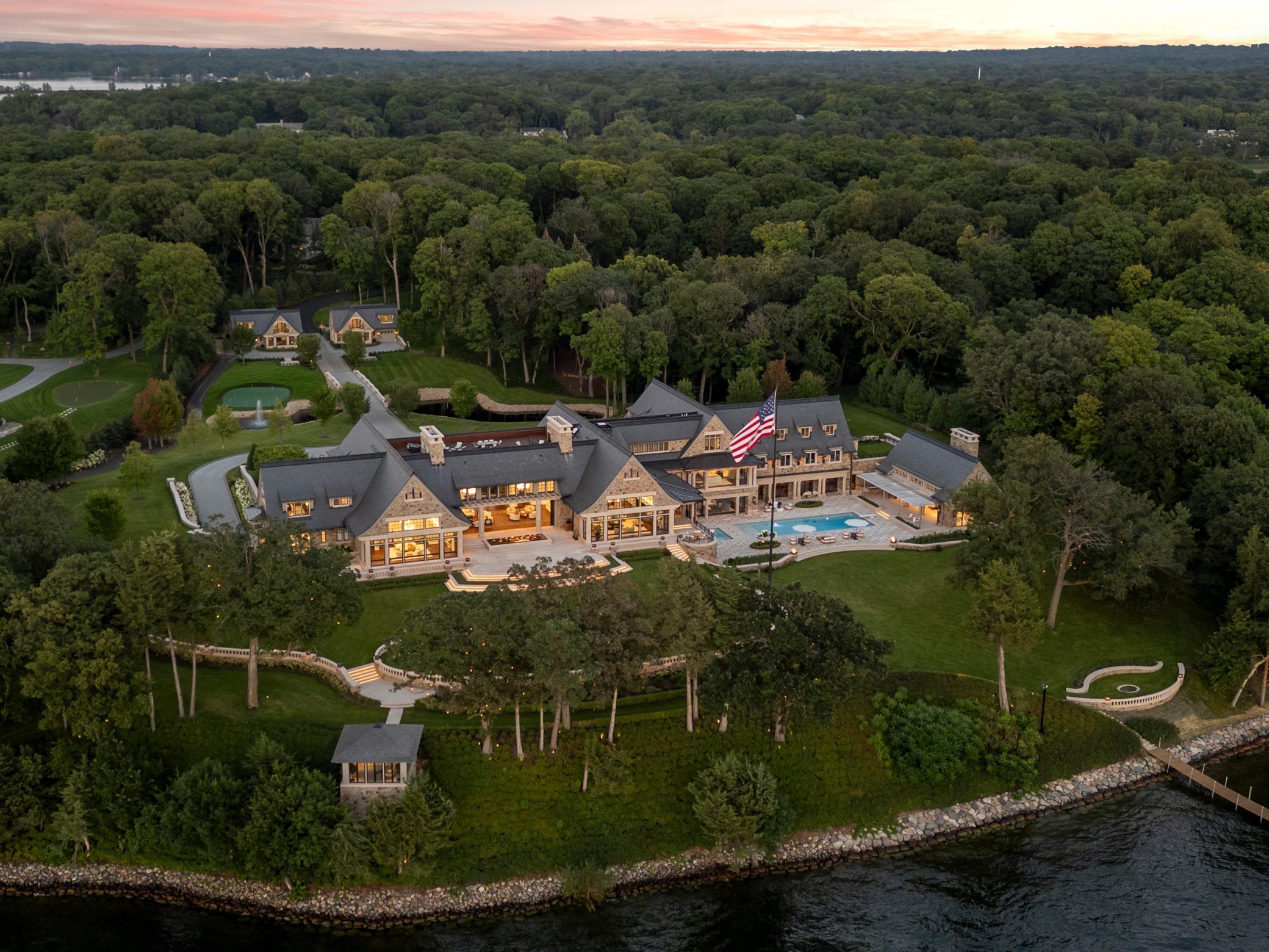 2770 Gale Road, Wayzata, Minnesota image 1