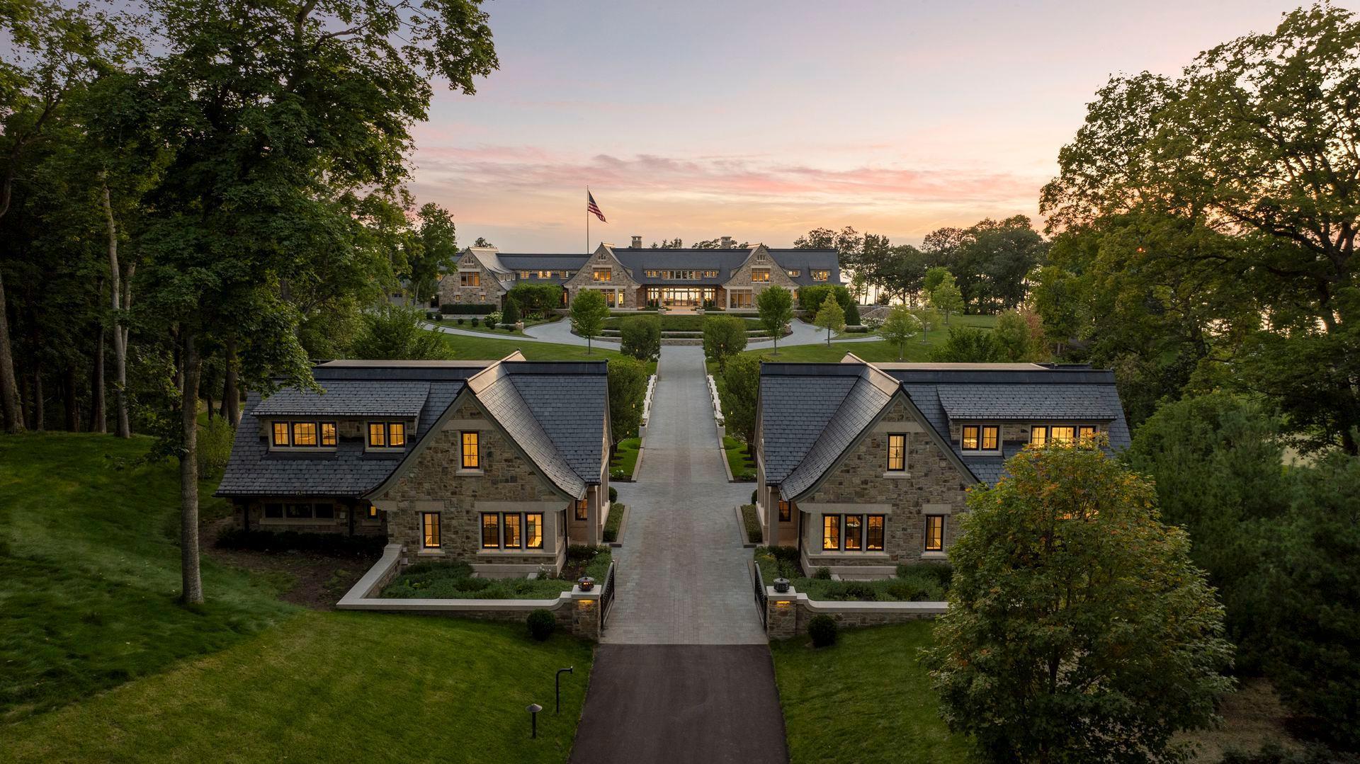 2770 Gale Road, Wayzata, Minnesota image 2