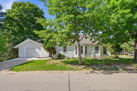 Homes For Sale - 1100 W 73rd Street<br/> Minneapolis, MN 55423