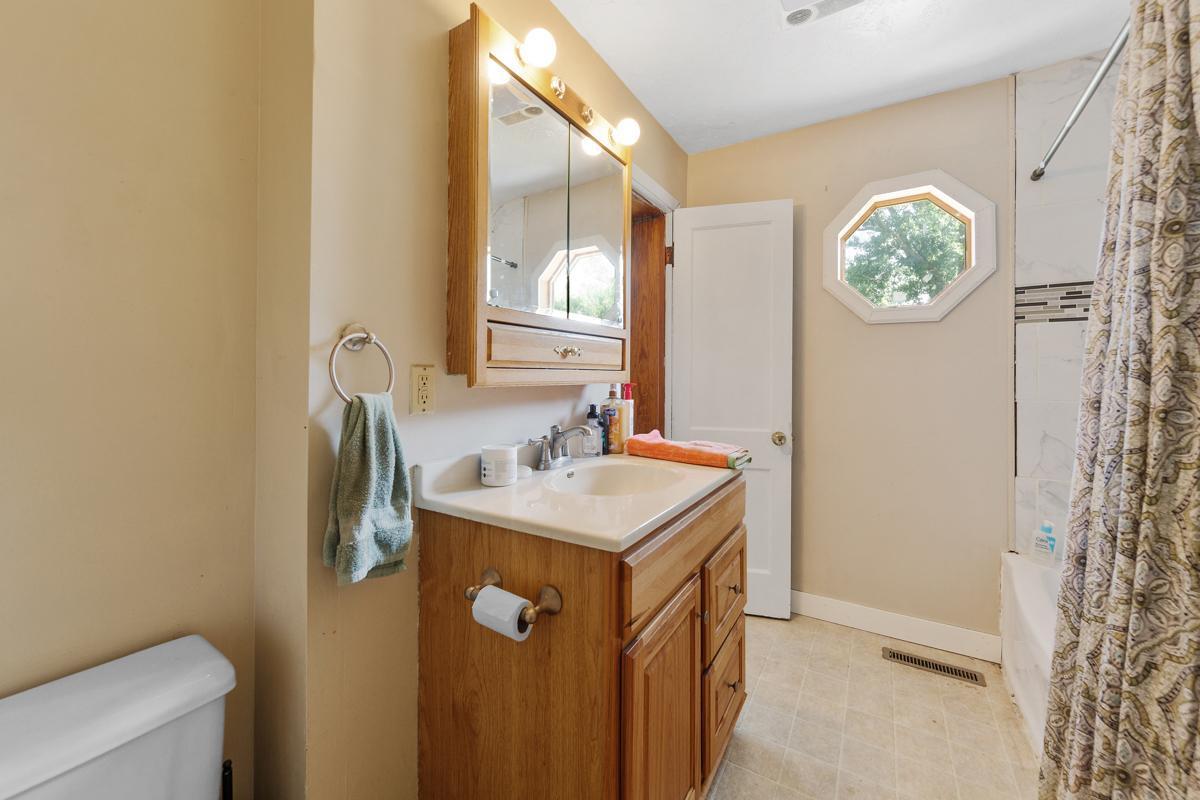 56351 220th Street, Austin, Minnesota image 11