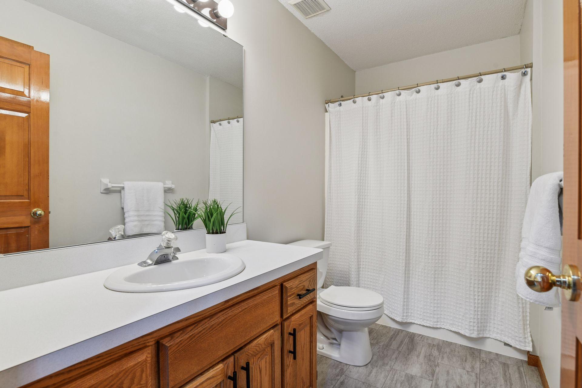 326 William Lake Shore Drive, Waconia, Minnesota image 30