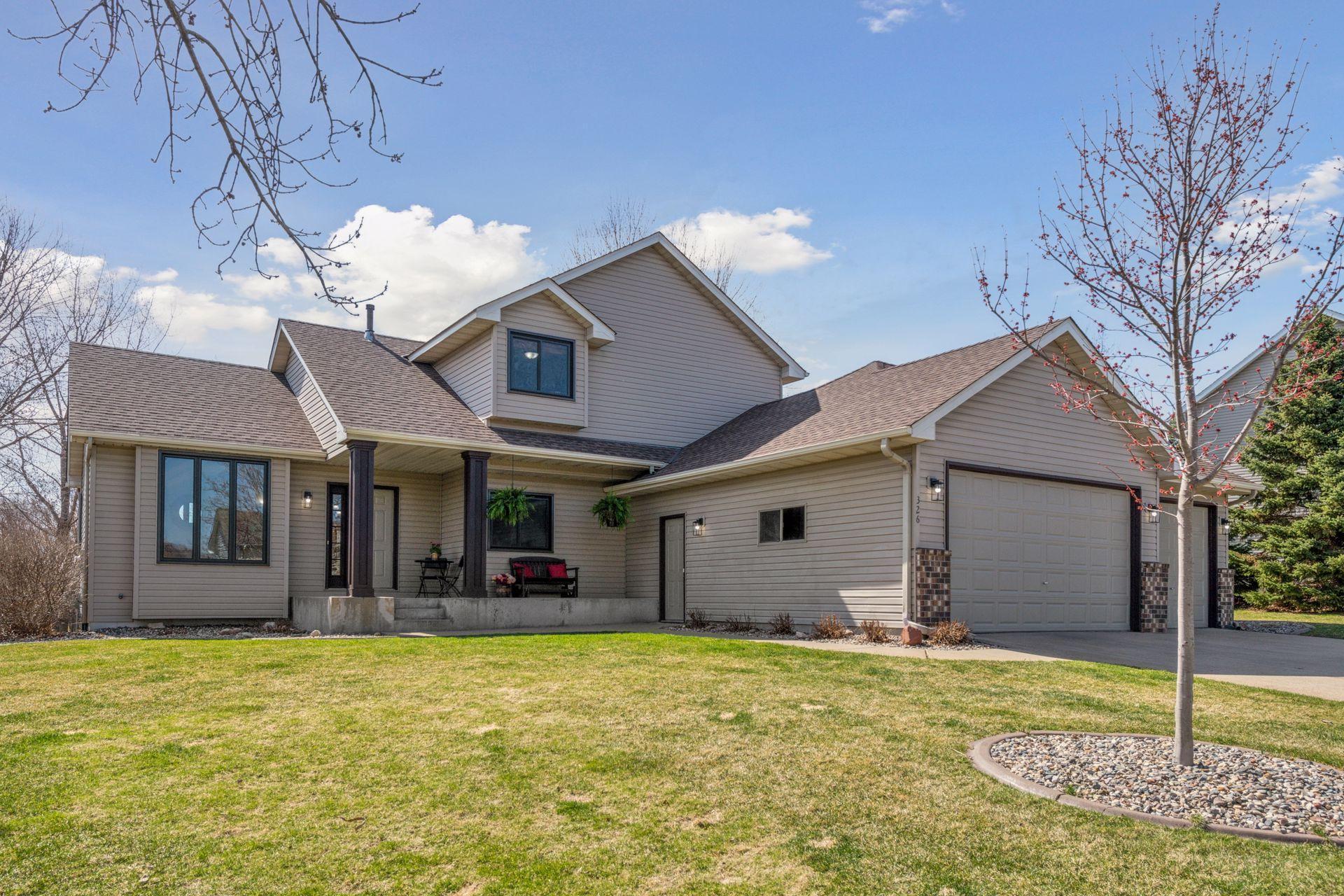 326 William Lake Shore Drive, Waconia, Minnesota image 4