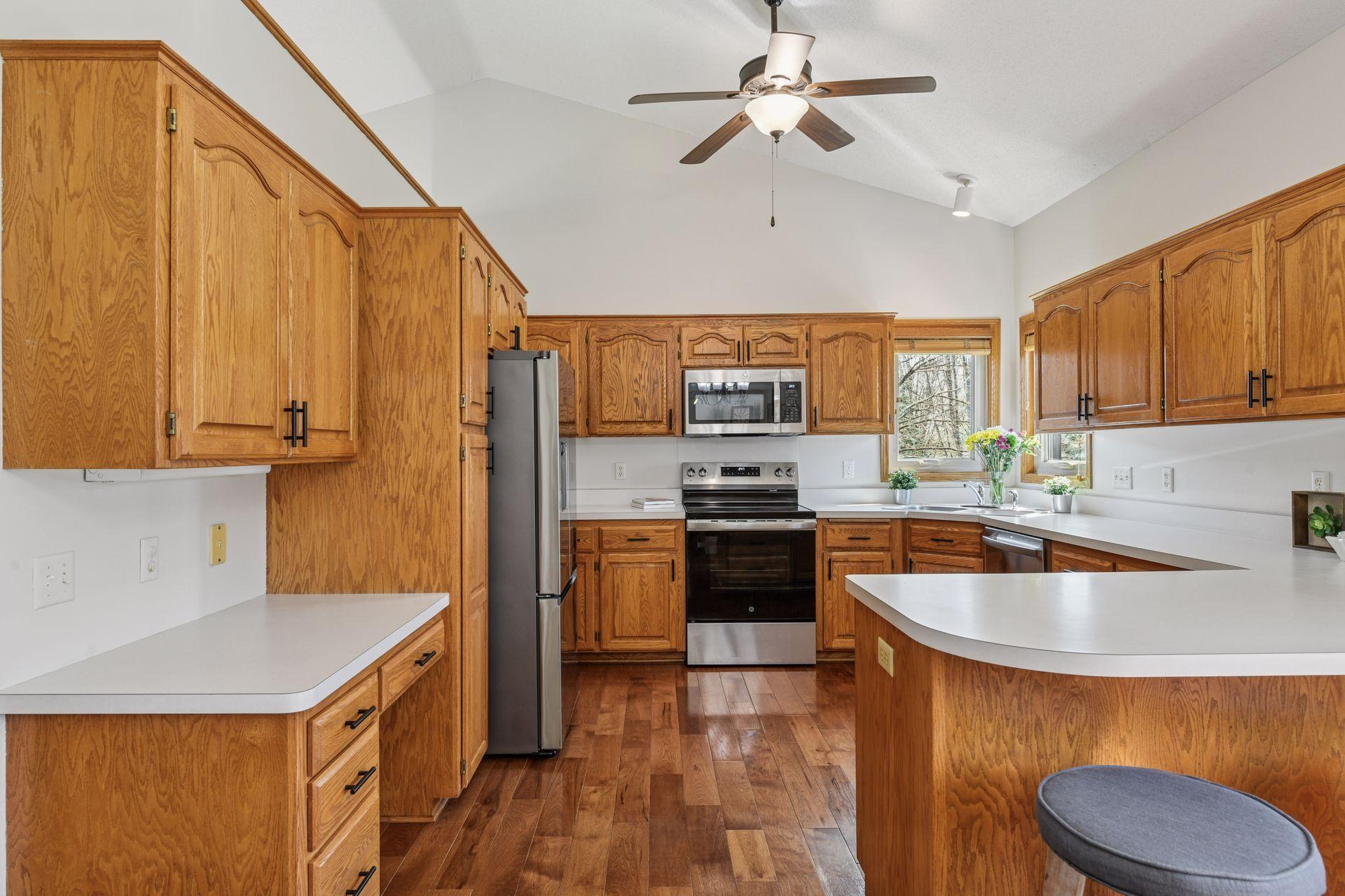 326 William Lake Shore Drive, Waconia, Minnesota image 7