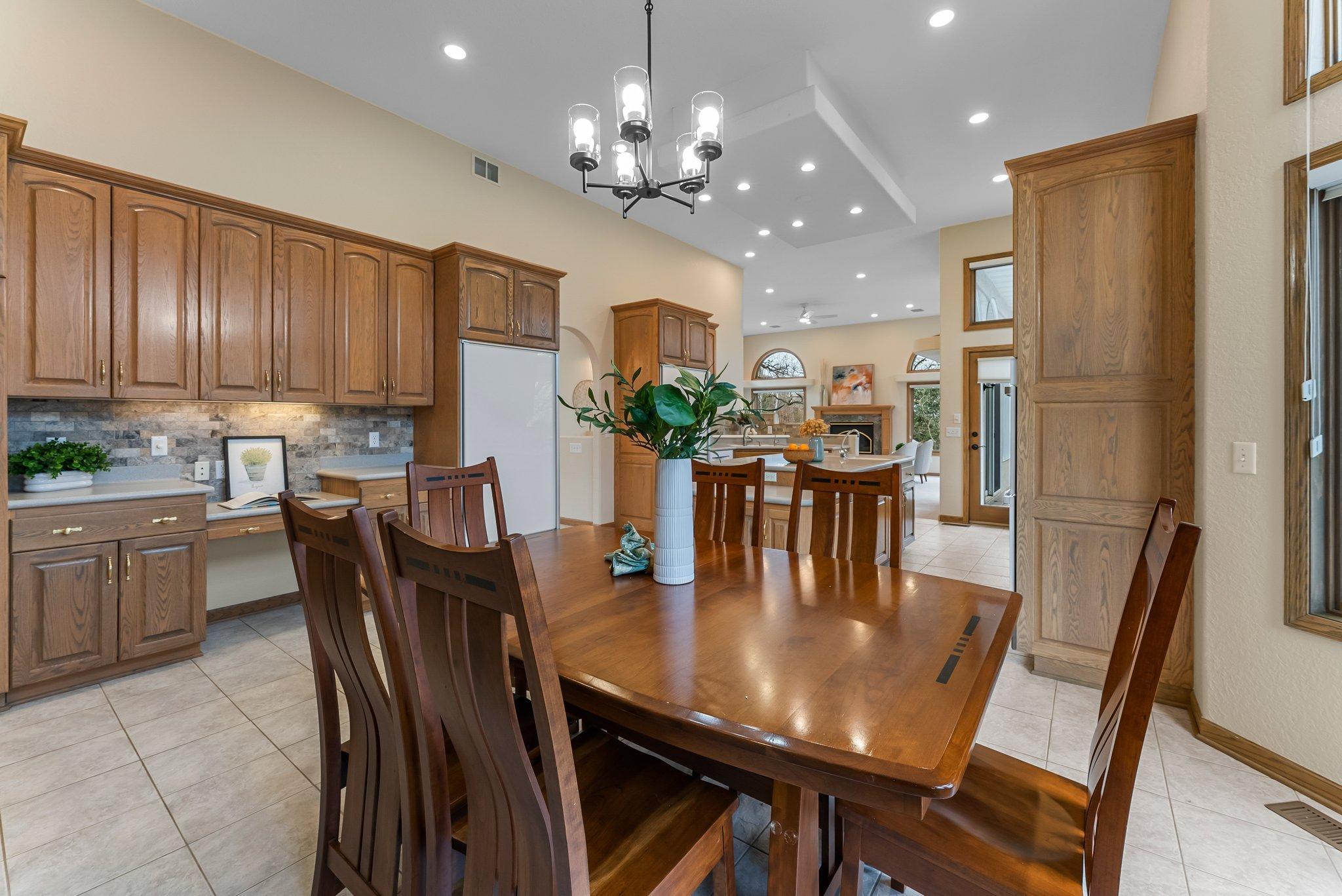 10610 Poppitz Lane, Chaska, Minnesota image 25