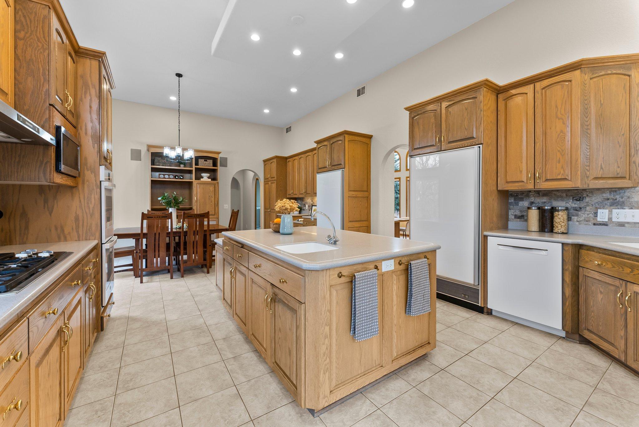 10610 Poppitz Lane, Chaska, Minnesota image 16