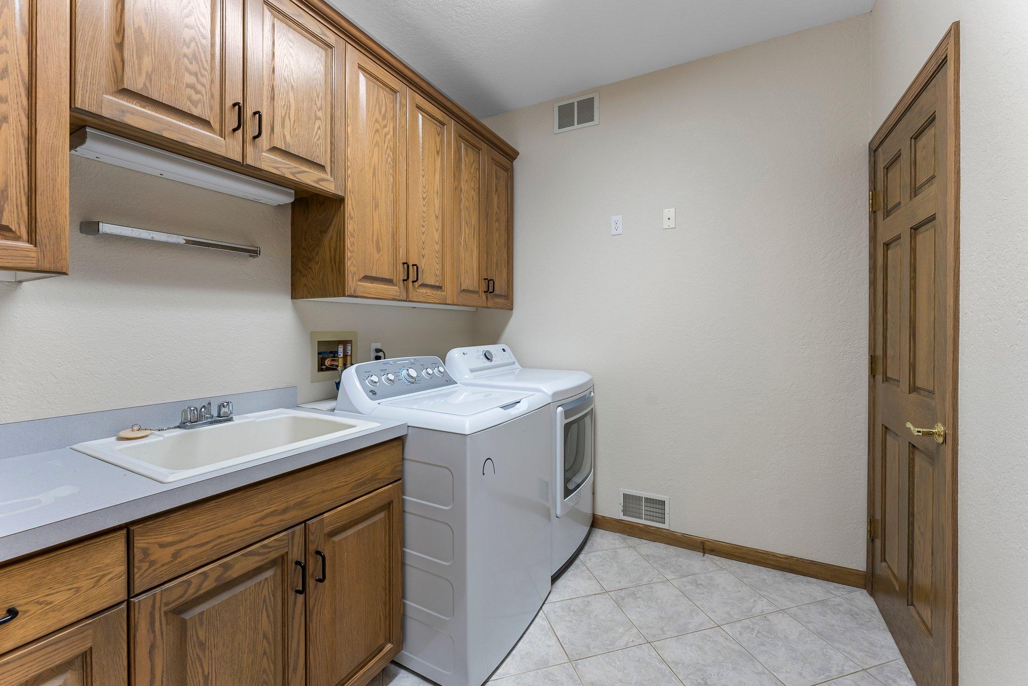 10610 Poppitz Lane, Chaska, Minnesota image 47