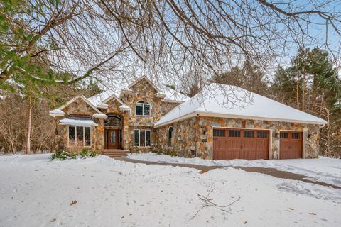 Homes For Sale - 26563 Woodlands Parkway<br/> Zimmerman, MN 55398