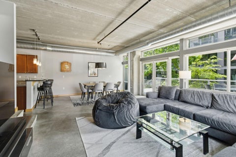 Condo For Rent - 710 N 4th St St<br/> Hennepin County, Minneapolis, MN 55401