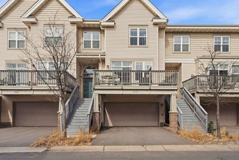 Townhouse For Sale - 8103 Oakview Drive<br/> Maple Grove, MN 55369