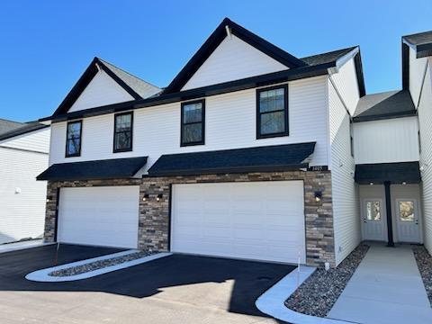 Townhouse For Sale - 3405 Douglas Drive<br/> Minneapolis, MN 55422