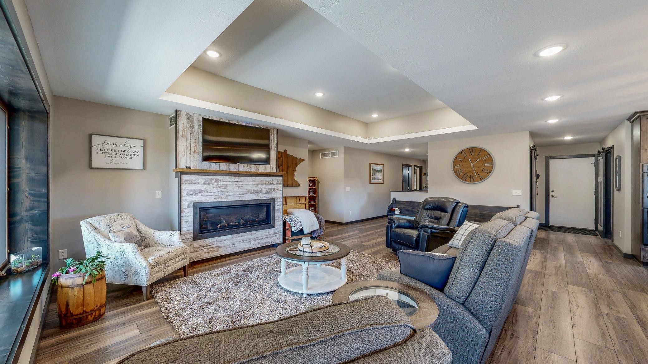 26369 Cherokee Road, Saint Charles, Minnesota image 25