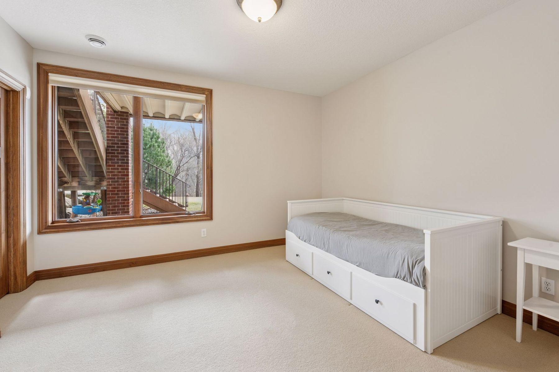 5170 Kelsey Terrace, Edina, Minnesota image 44