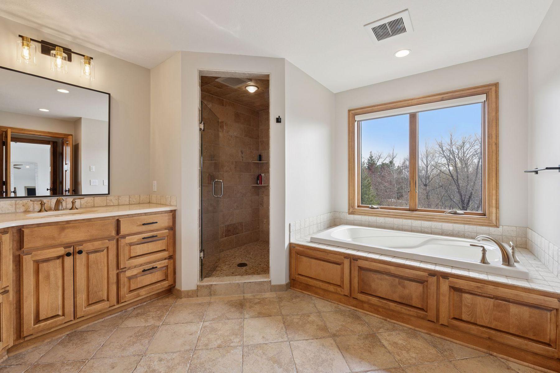 5170 Kelsey Terrace, Edina, Minnesota image 32