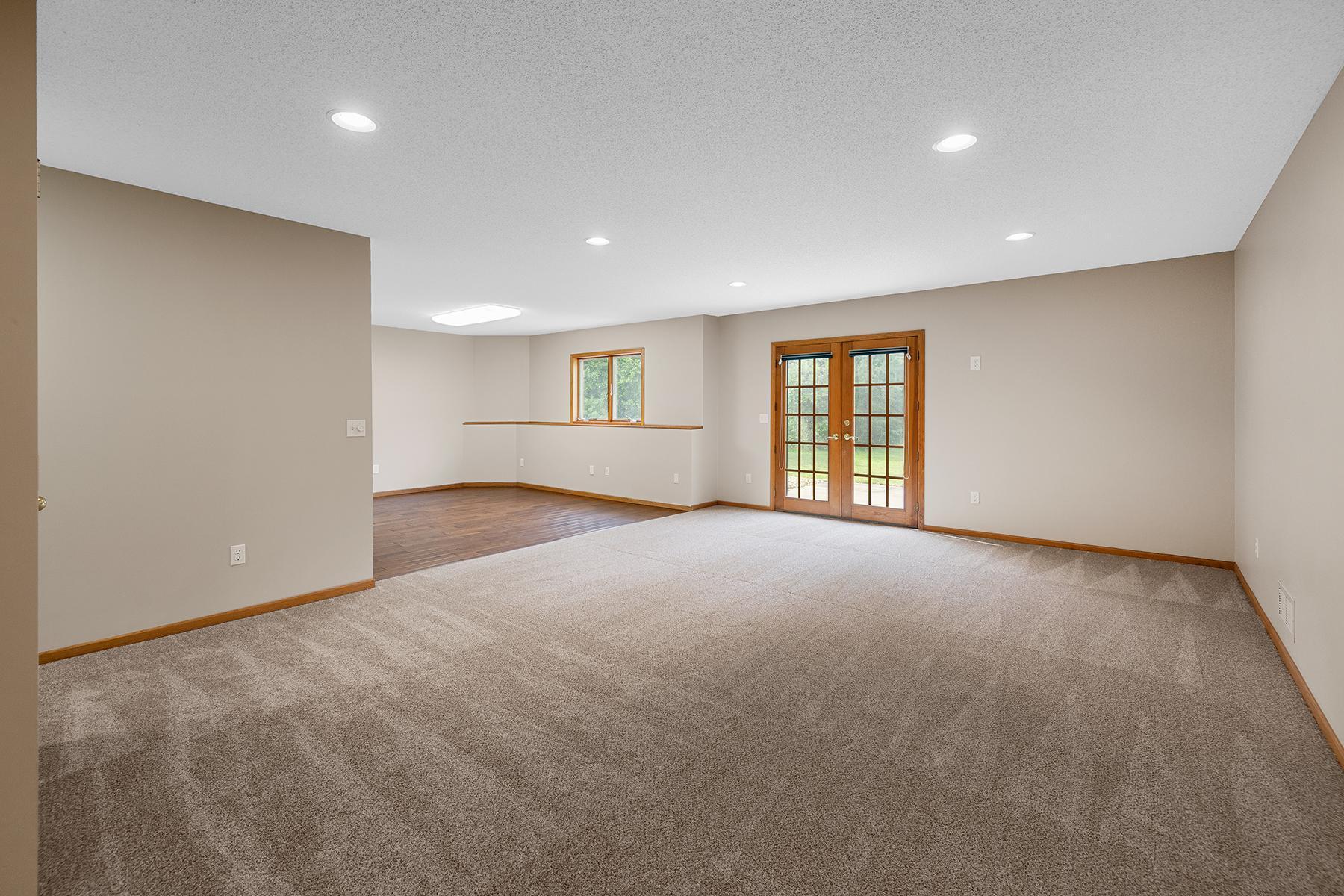 15420 Ute Street, Anoka, Minnesota image 28