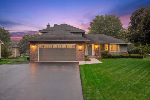 Homes For Sale - 15019 Village Woods Drive<br/> Eden Prairie, MN 55347