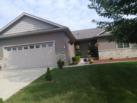 Homes For Sale - 2136 Ashland Drive<br/> Olmsted County, Rochester, MN 55901