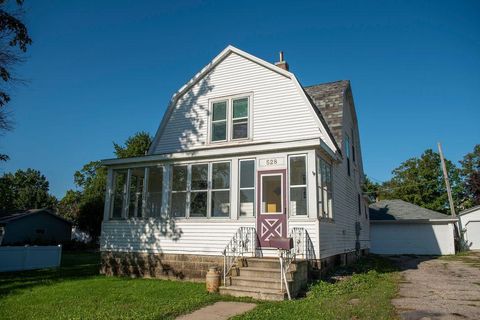 Homes For Sale - 528 N Broadway Street<br/> Spring Valley, MN 55975