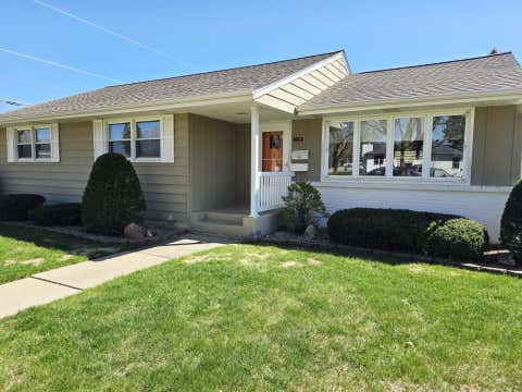 Homes For Sale - 1920 3rd Avenue<br/> Mower County, Austin, MN 55912