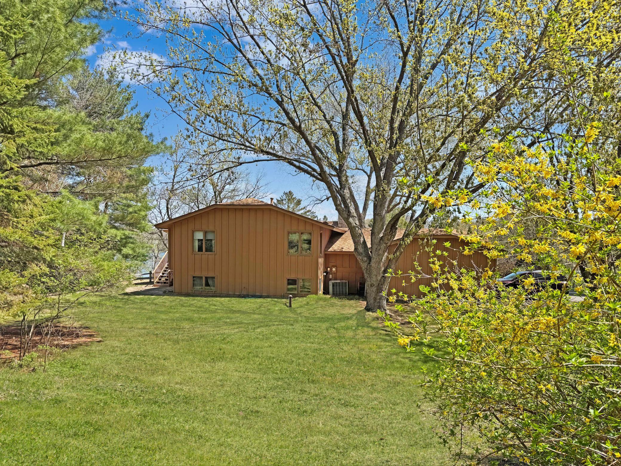 7864 Demontreville Trail, Lake Elmo, Minnesota image 2