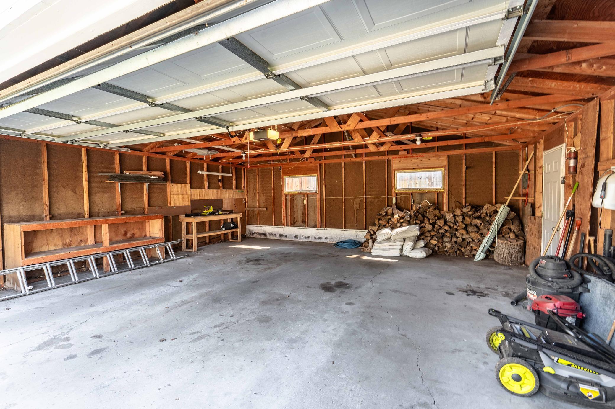 426 W Douglas Avenue, Fergus Falls, Minnesota image 40