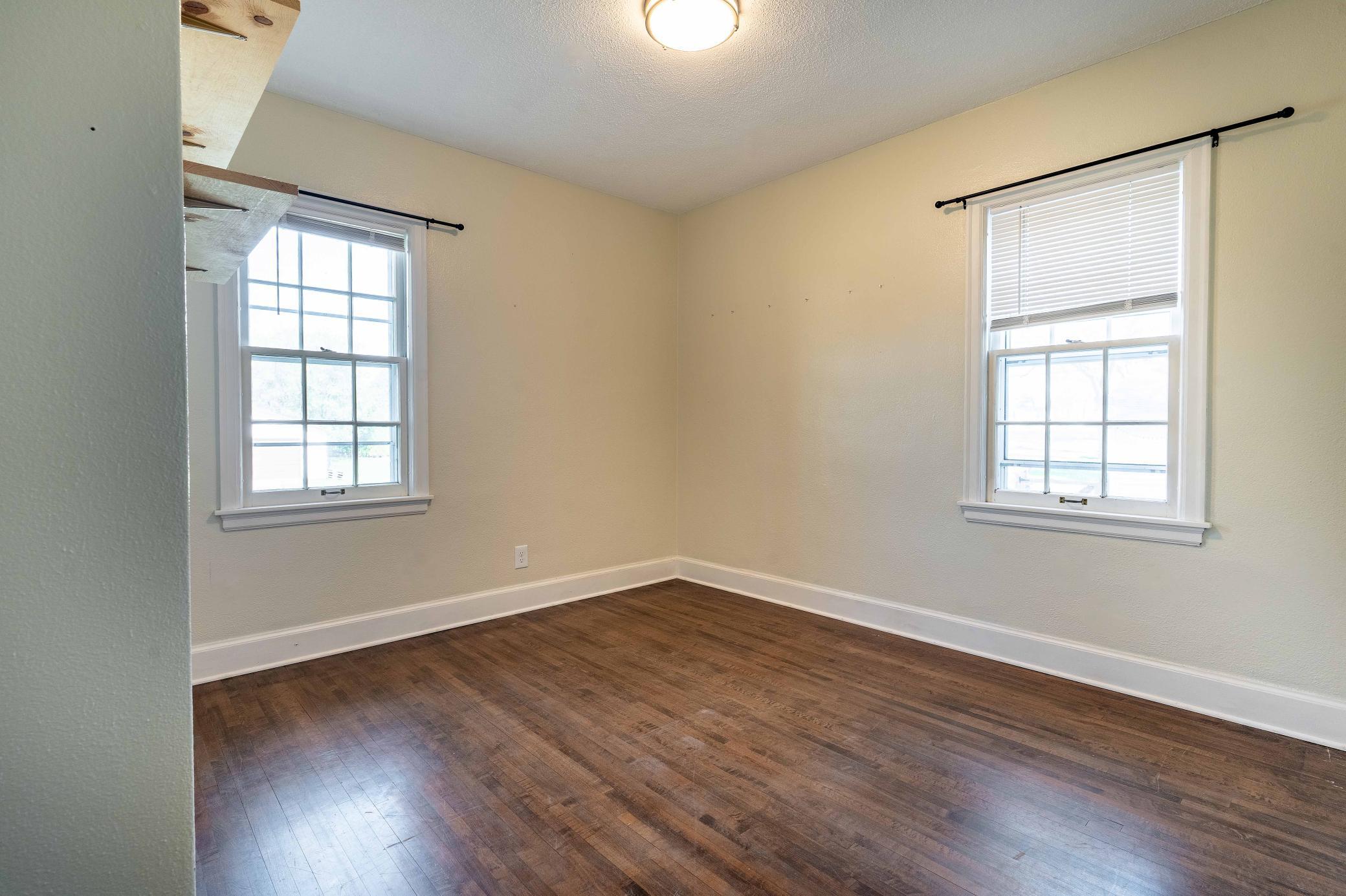426 W Douglas Avenue, Fergus Falls, Minnesota image 27