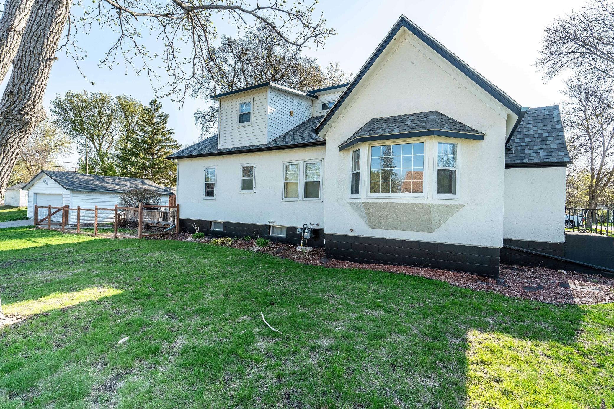 426 W Douglas Avenue, Fergus Falls, Minnesota image 4