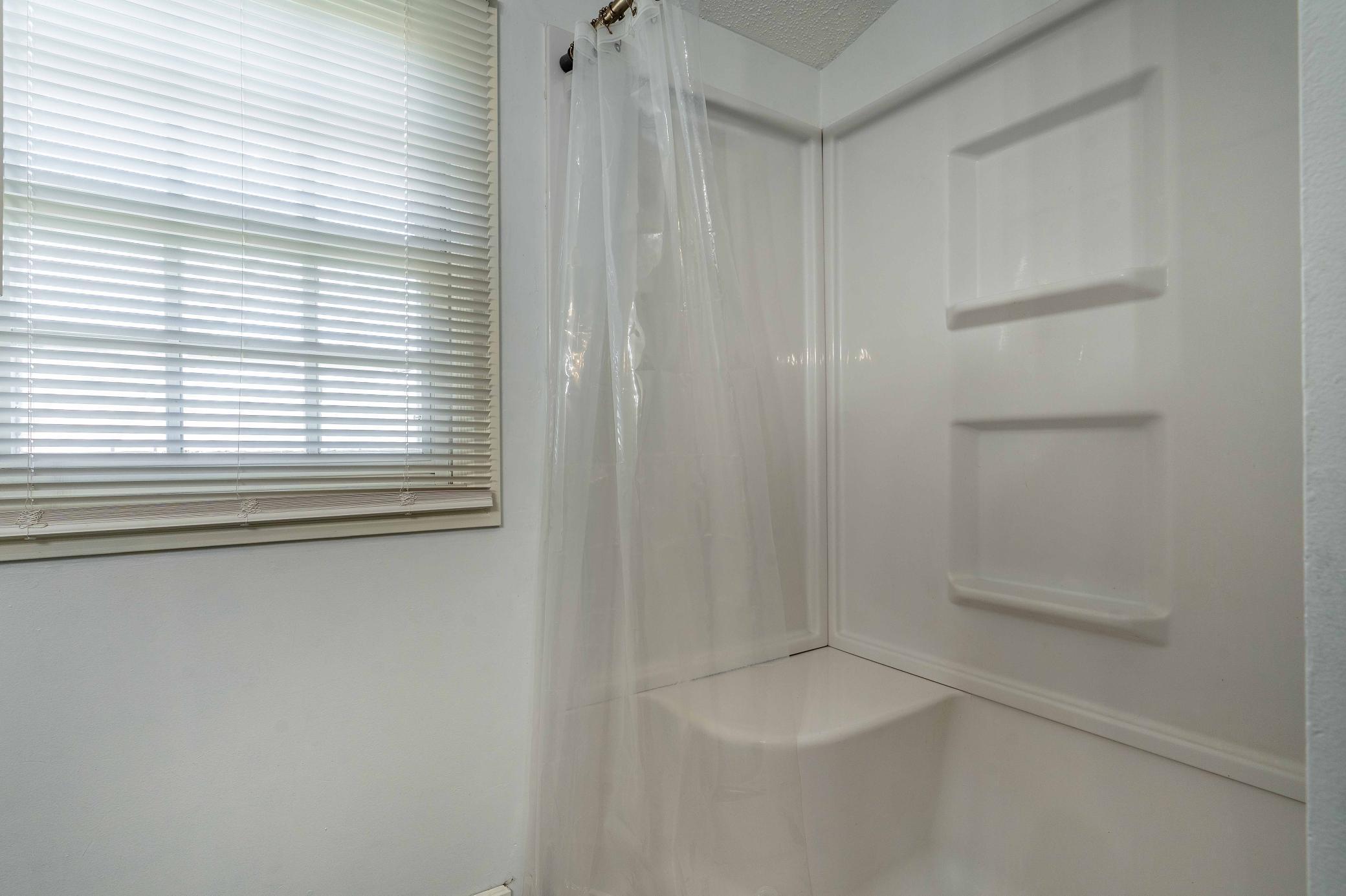 426 W Douglas Avenue, Fergus Falls, Minnesota image 33