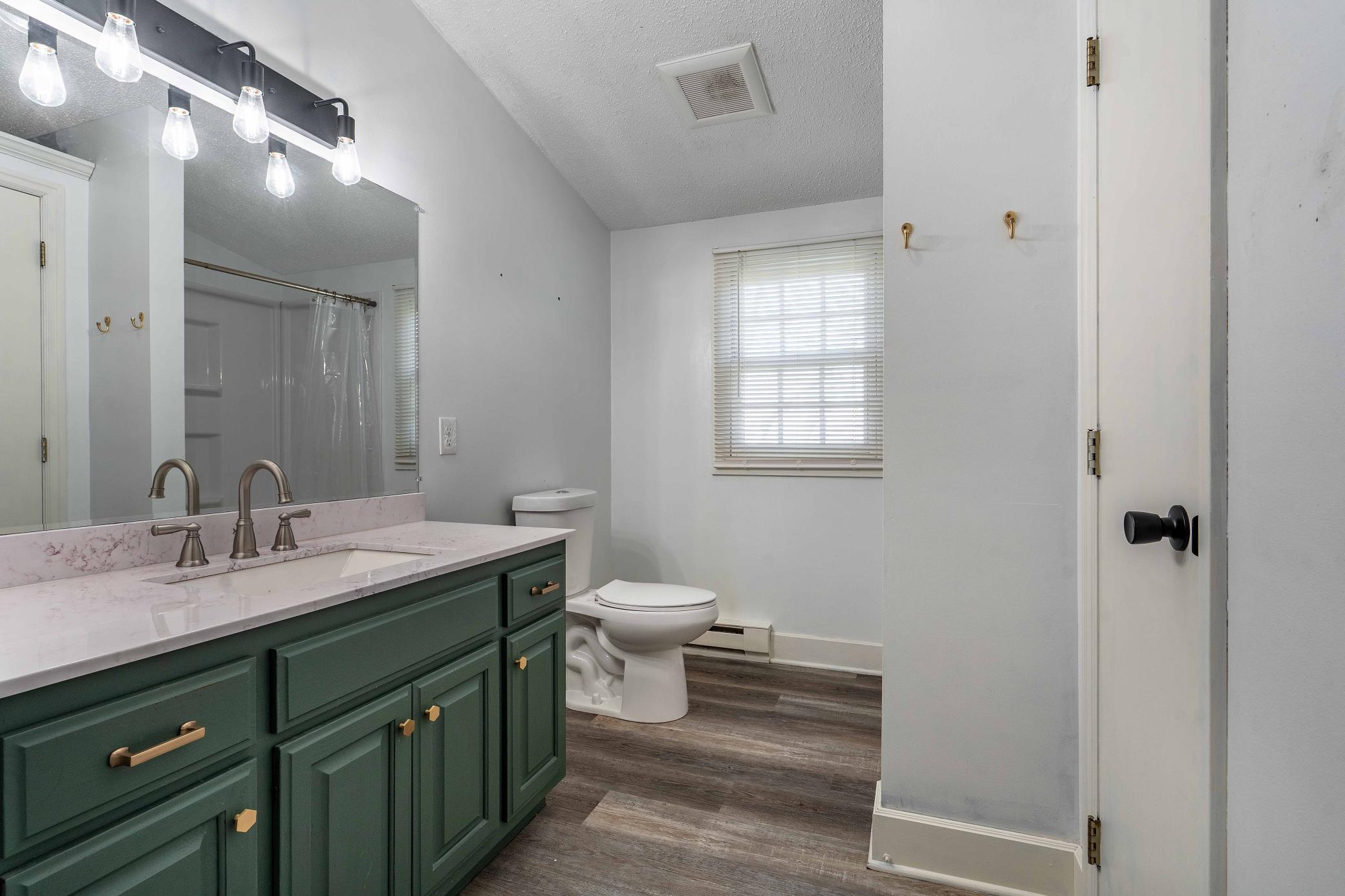 426 W Douglas Avenue, Fergus Falls, Minnesota image 32