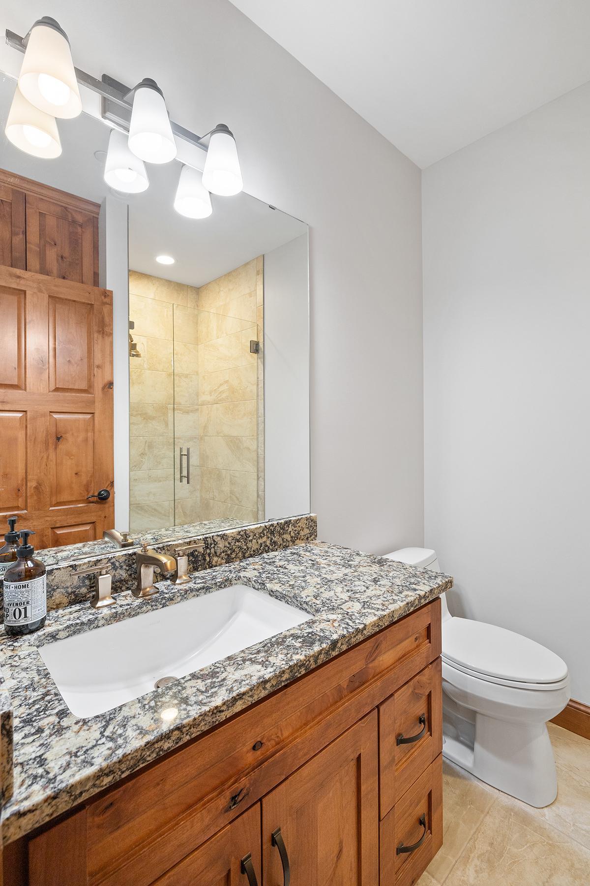 1328 Riverside Lane, Mendota Heights, Minnesota image 39