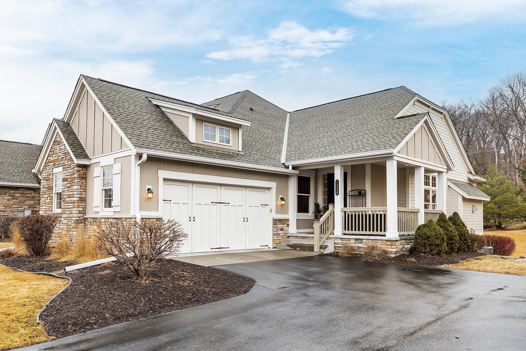 1328 Riverside Lane, Mendota Heights, Minnesota image 2