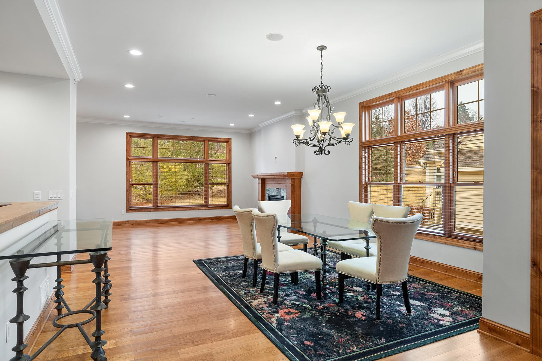 1328 Riverside Lane, Mendota Heights, Minnesota image 6