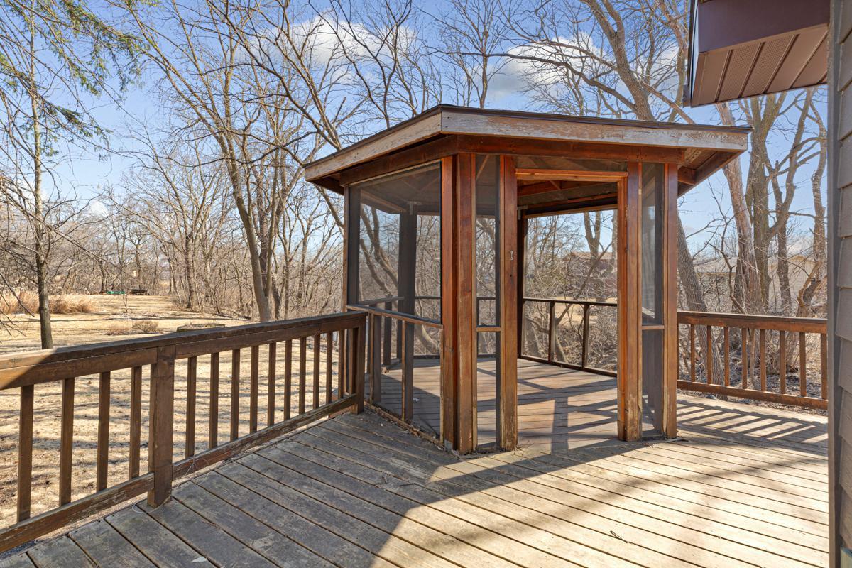 1121 Sunrise Drive, North Mankato, Minnesota image 12
