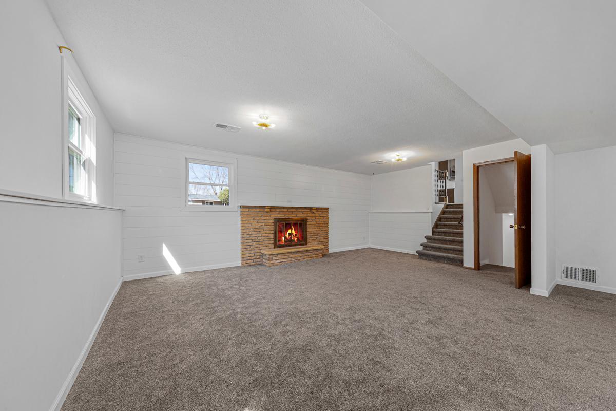1121 Sunrise Drive, North Mankato, Minnesota image 47