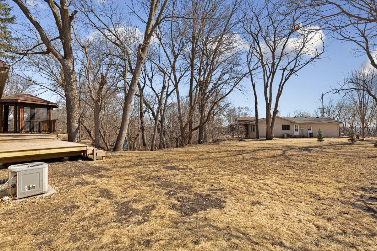 1121 Sunrise Drive, North Mankato, Minnesota image 5