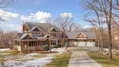 Homes For Sale - 1303 Creek Lane<br/> Rochester, MN 55902