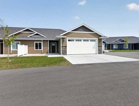 Townhouse For Sale - 676 Voyager Drive<br/> Alexandria, MN 56308