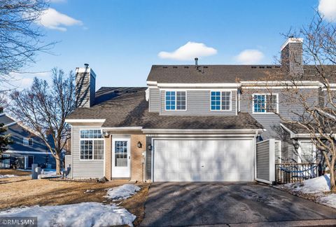 Condo For Sale - 1775 Donegal Drive<br/> Washington County, Woodbury, MN 55125