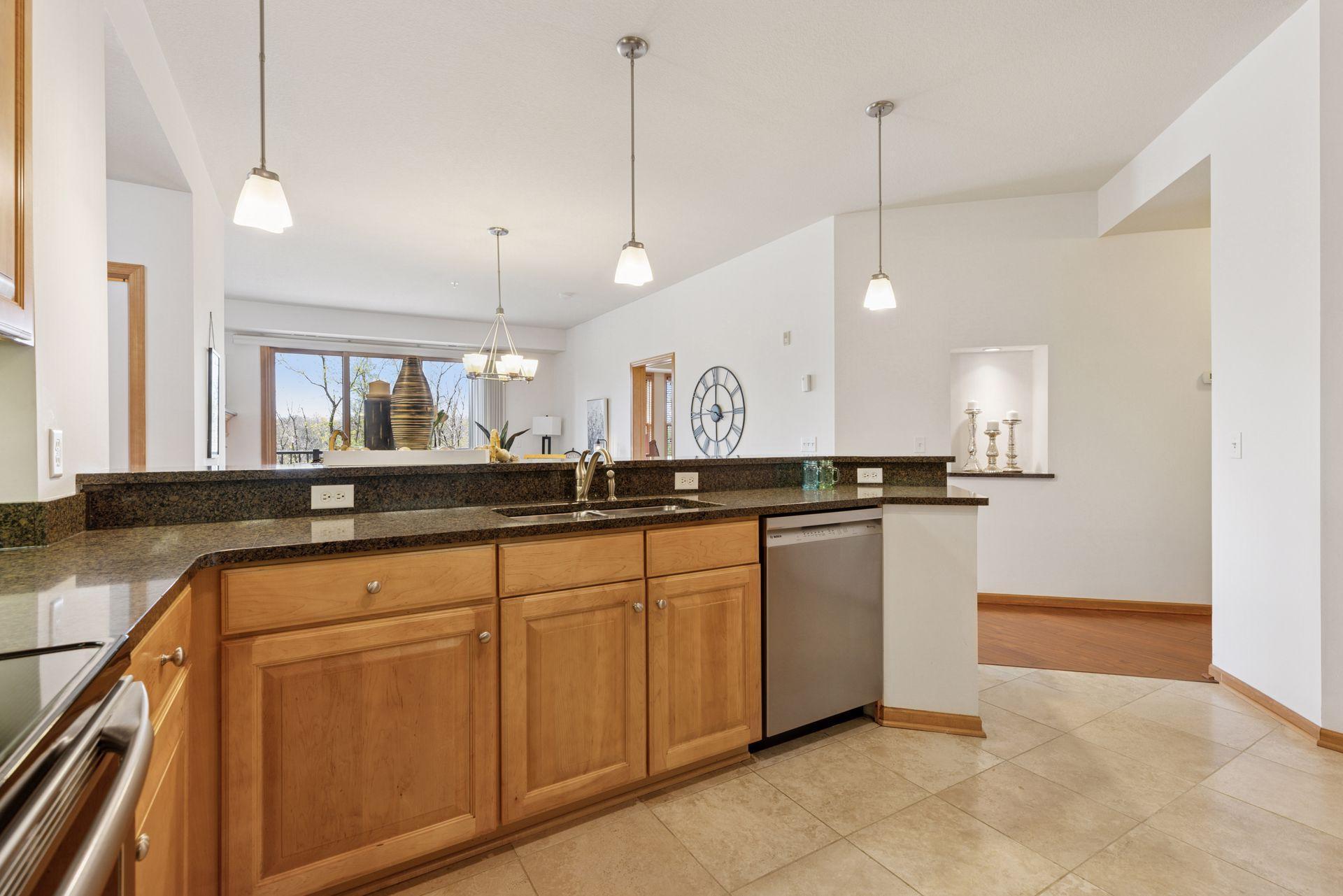 3110 N Chestnut Street #105, Chaska, Minnesota image 13
