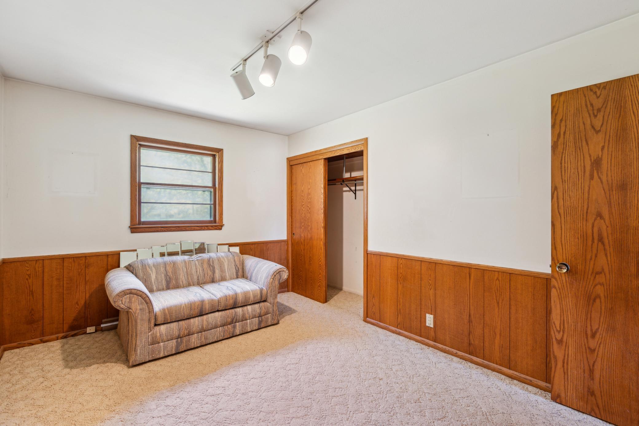 1210 Pineview Lane, Minneapolis, Minnesota image 20