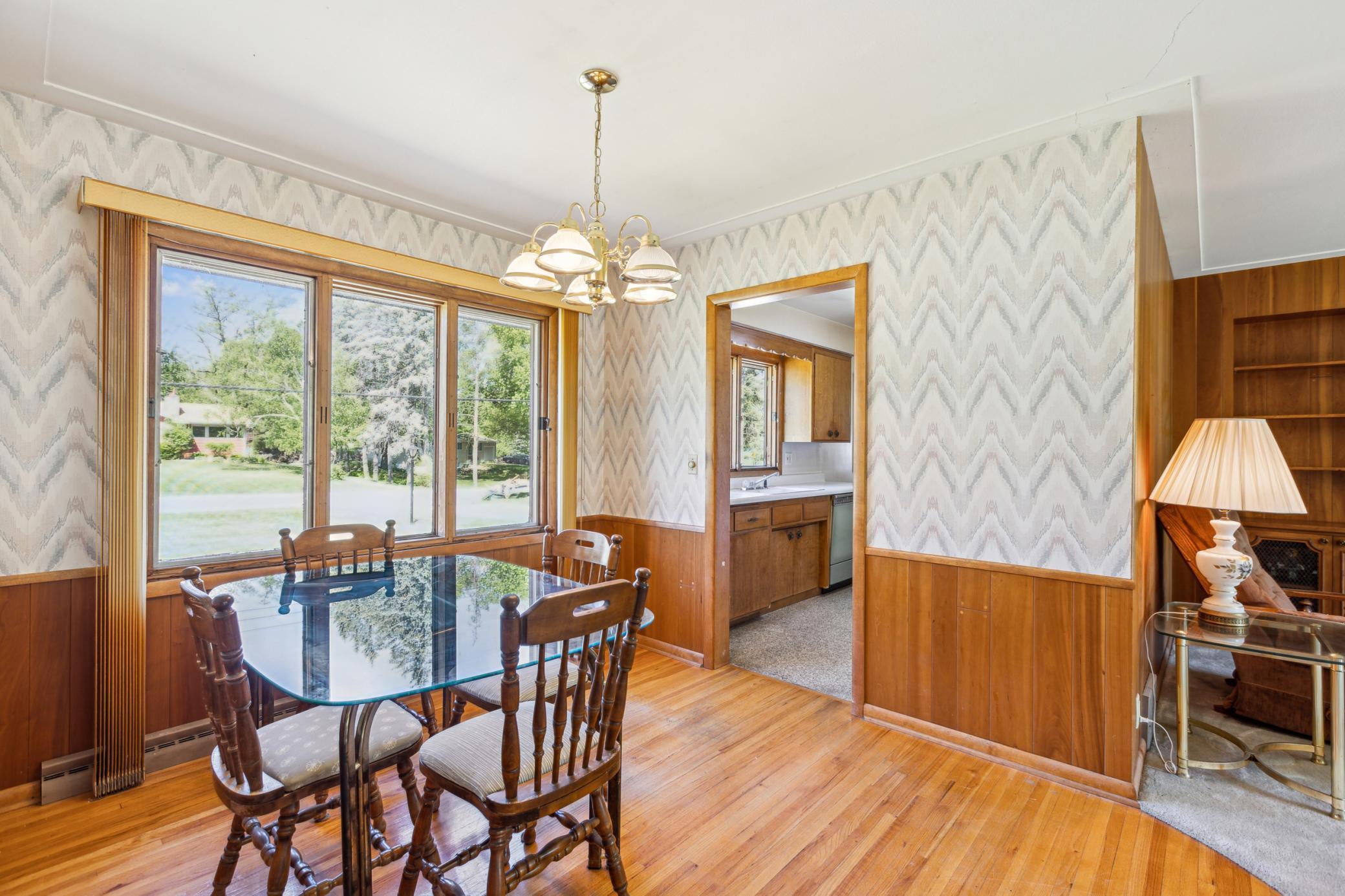 1210 Pineview Lane, Minneapolis, Minnesota image 10
