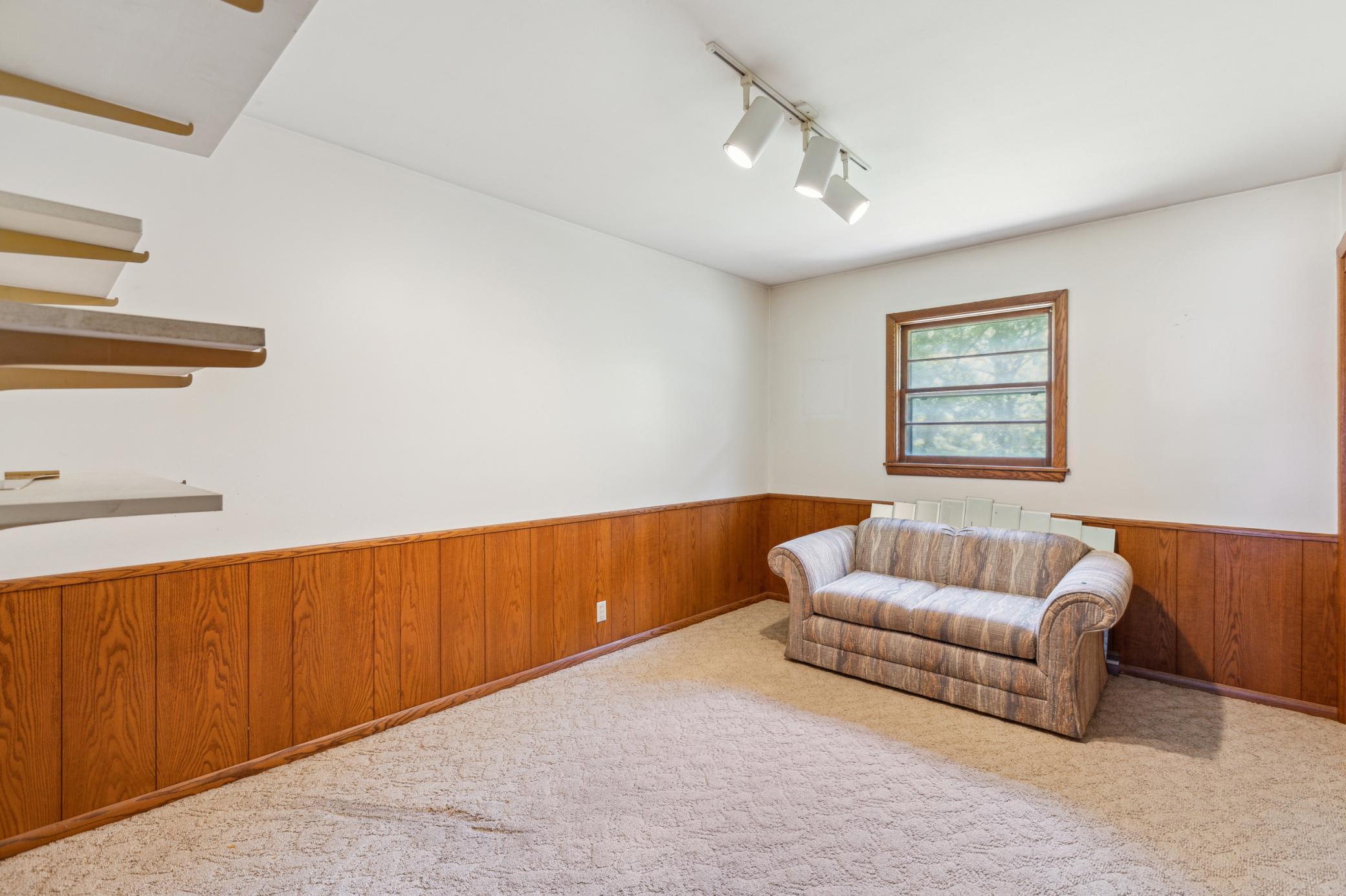 1210 Pineview Lane, Minneapolis, Minnesota image 19