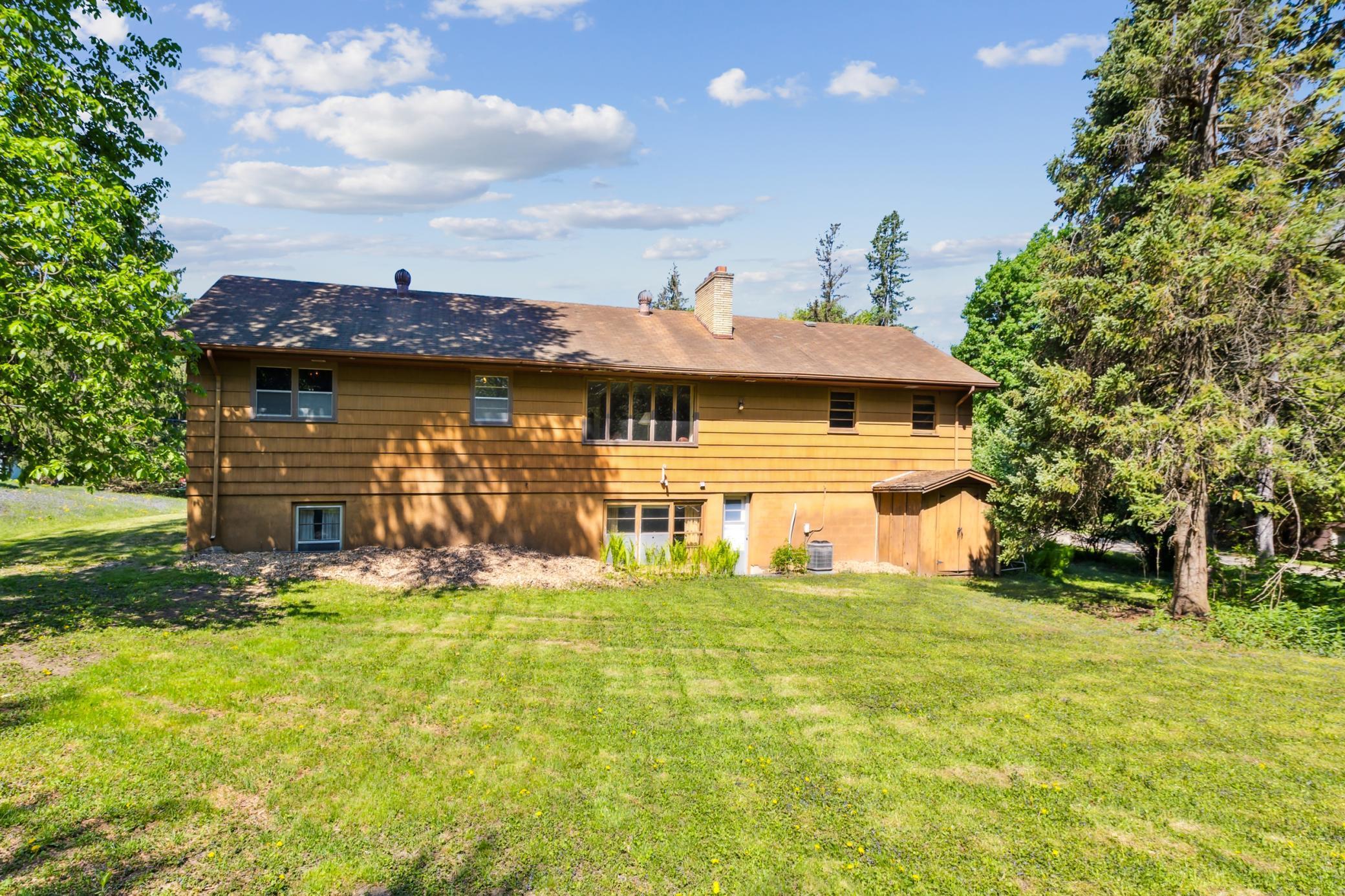 1210 Pineview Lane, Minneapolis, Minnesota image 9
