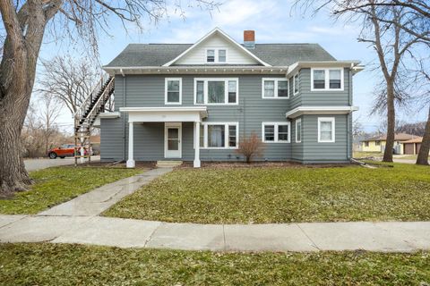 Homes For Sale - 826 21st Street<br/> Cass County, Fargo, ND 58103