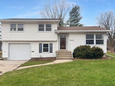 Homes For Sale - 1122 S State Street<br/> Fairmont, MN 56031