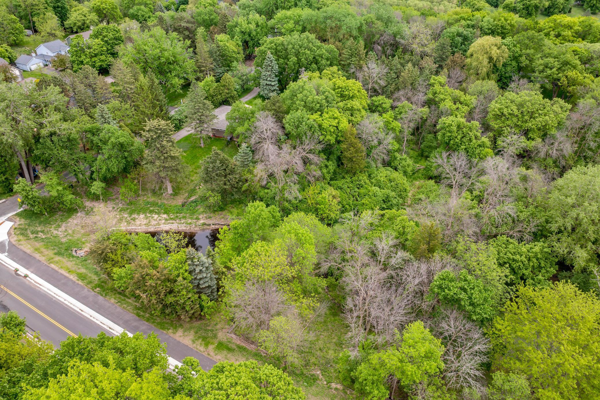 6591 Galpin Boulevard, Chanhassen, Minnesota image 2