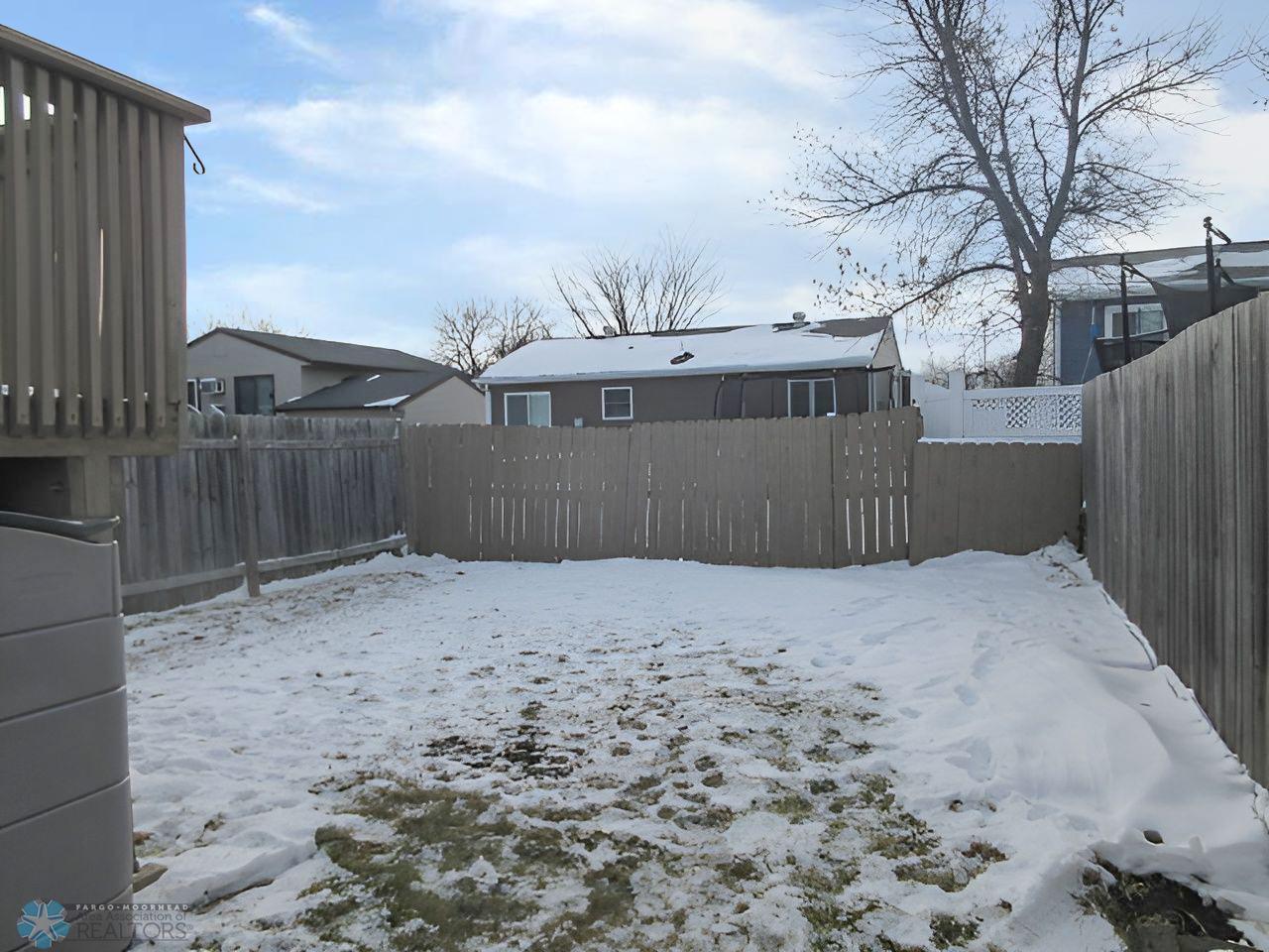 West Fargo, North Dakota 58078, United States, 2 Bedrooms Bedrooms, ,1 BathroomBathrooms,Residential,Pending,11931