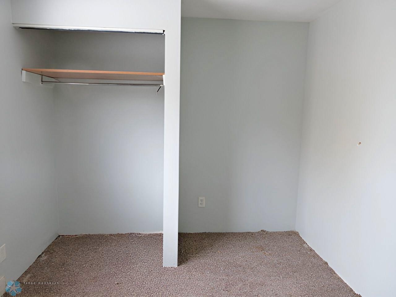 West Fargo, North Dakota 58078, United States, 2 Bedrooms Bedrooms, ,1 BathroomBathrooms,Residential,Pending,11931