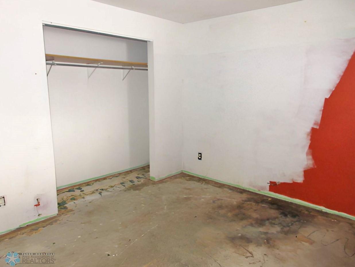 West Fargo, North Dakota 58078, United States, 2 Bedrooms Bedrooms, ,1 BathroomBathrooms,Residential,Pending,11931