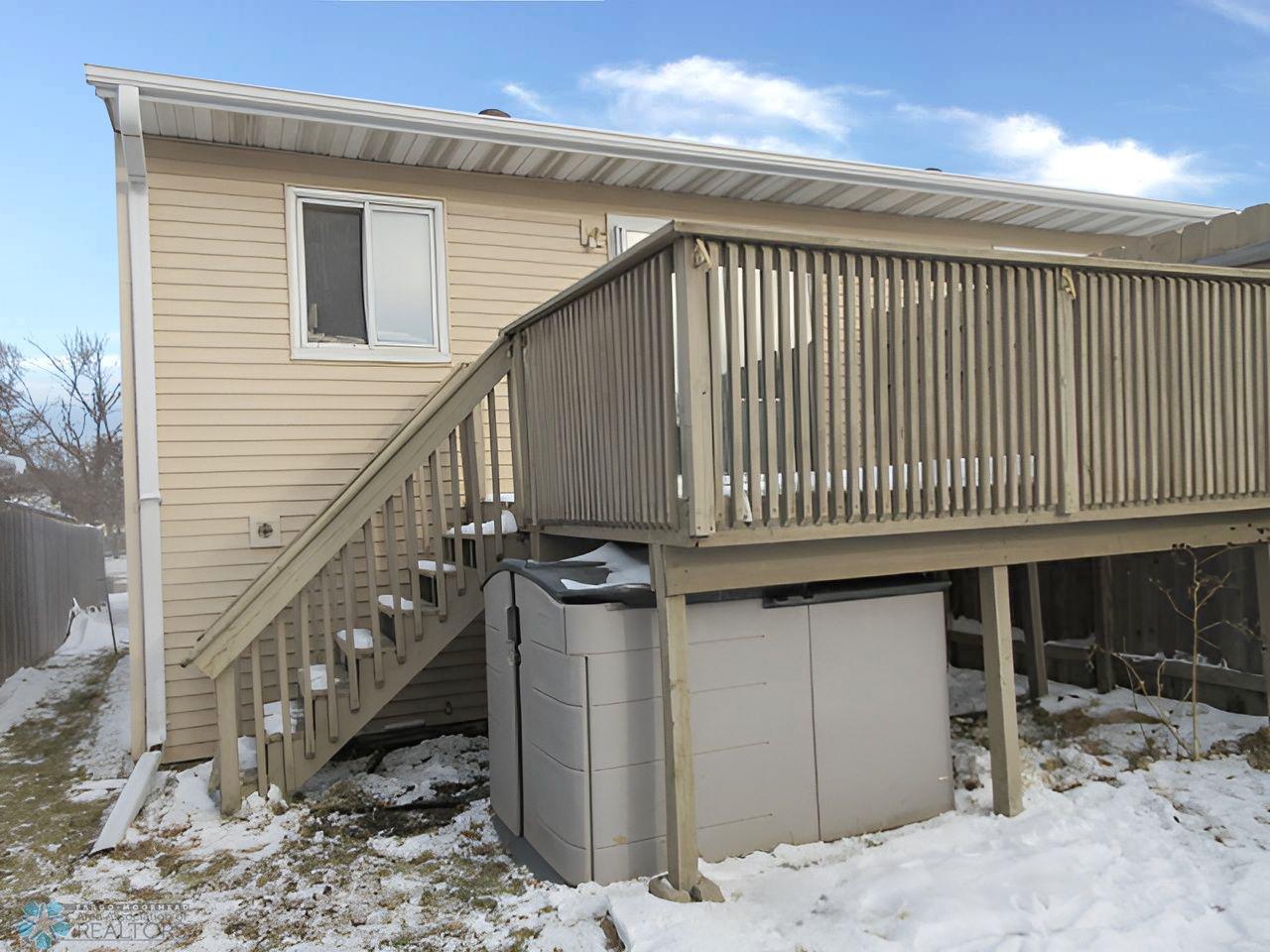 West Fargo, North Dakota 58078, United States, 2 Bedrooms Bedrooms, ,1 BathroomBathrooms,Residential,Pending,11931