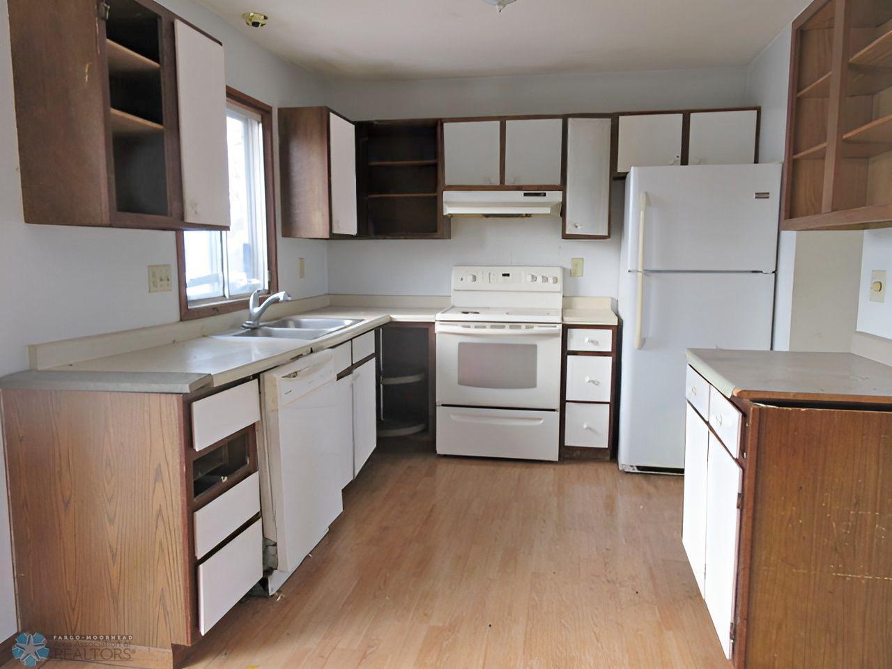 West Fargo, North Dakota 58078, United States, 2 Bedrooms Bedrooms, ,1 BathroomBathrooms,Residential,Pending,11931